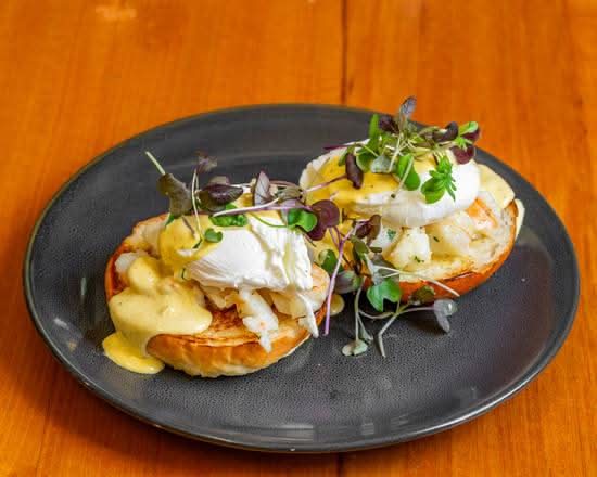 Lobster Benedict (I)