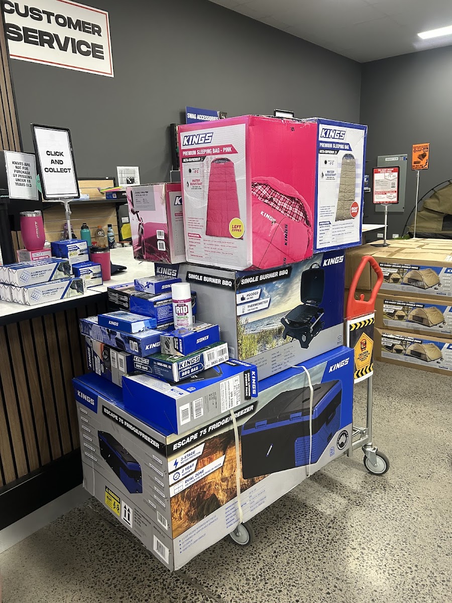 4WD Supacentre Bendigo Camping store in Bendigo - photo 2