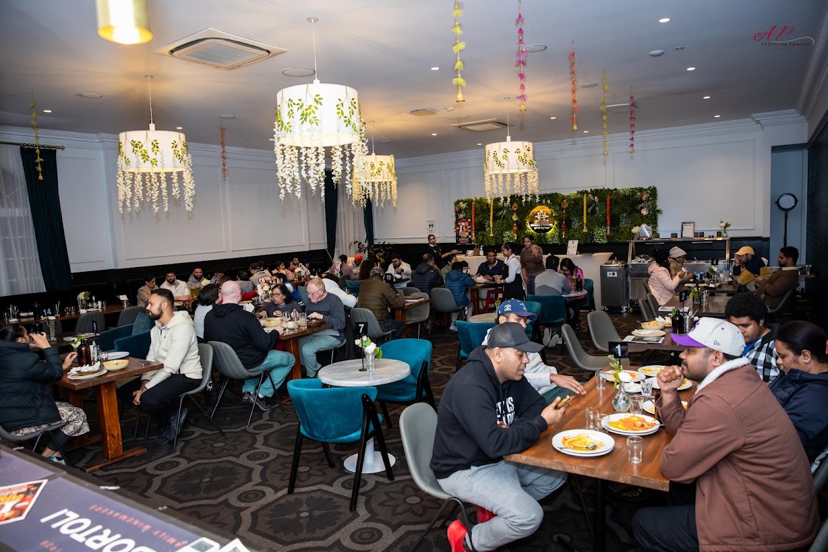 Amrin & Bros - Indian Restaurant and Bar