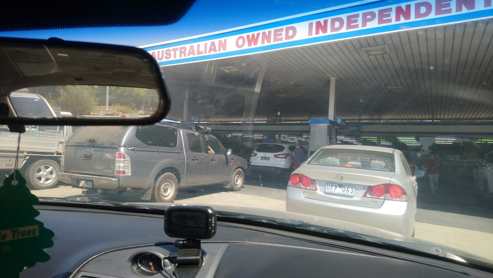APCO Kangaroo Flat Petrol Station in Bendigo - photo 4
