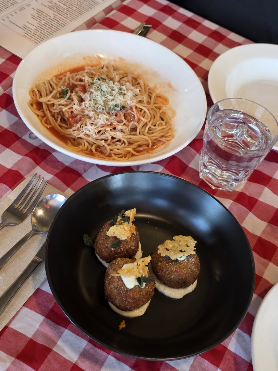 Borchelli Ristorante Italian restaurant in Bendigo - photo 4
