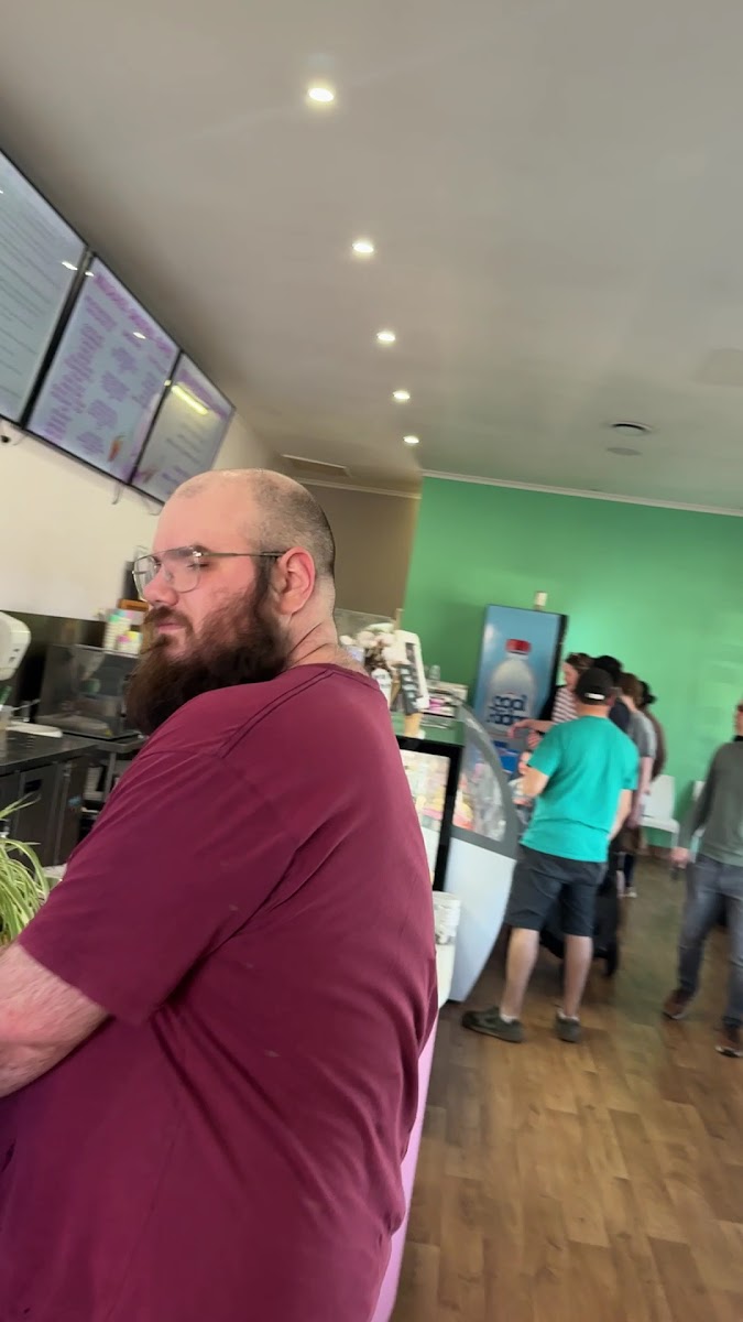Favourite Flavours Ice cream shop in Bendigo - photo 2