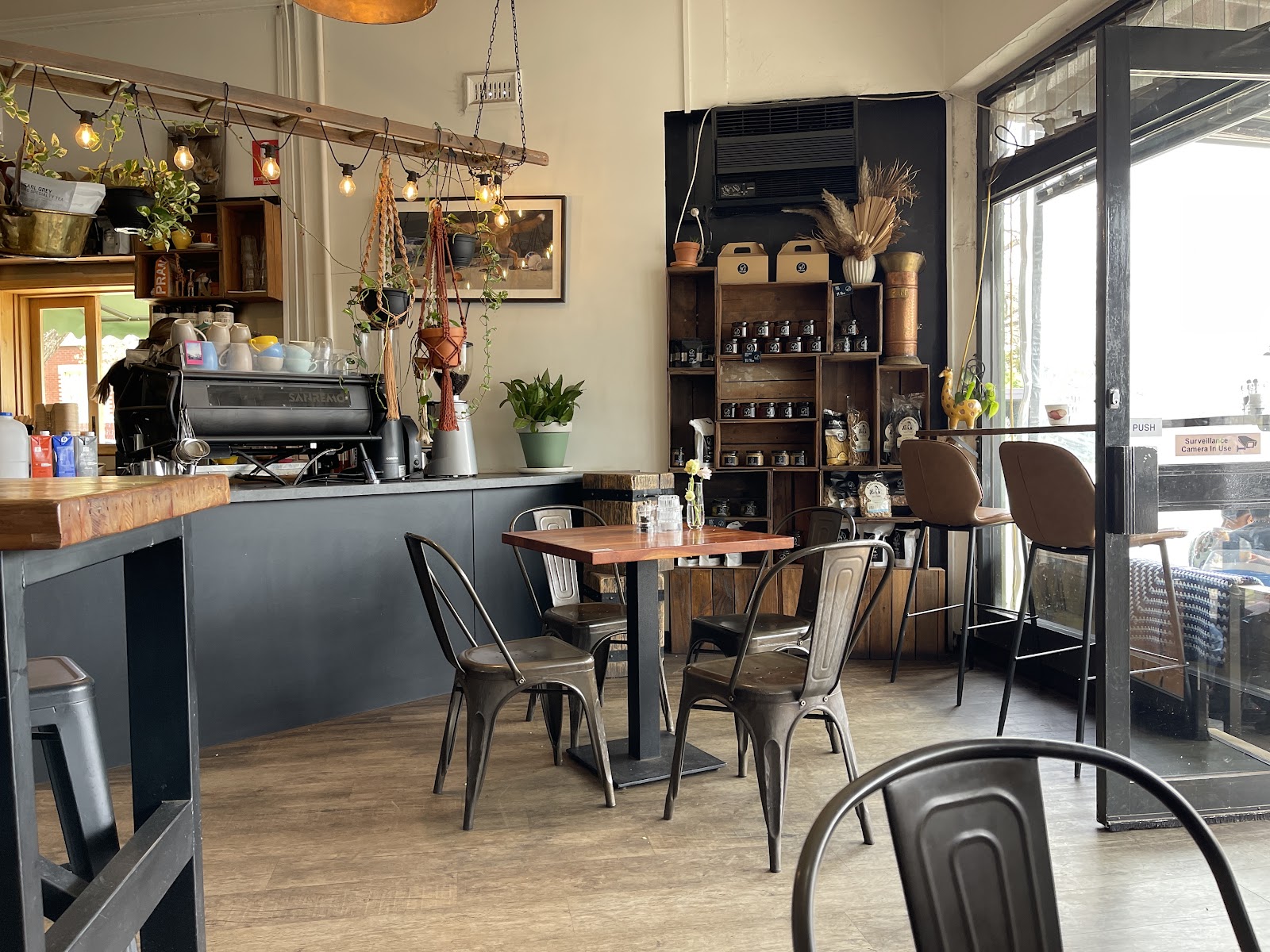 Fox & Giraffe Cafe in Bendigo - photo 4