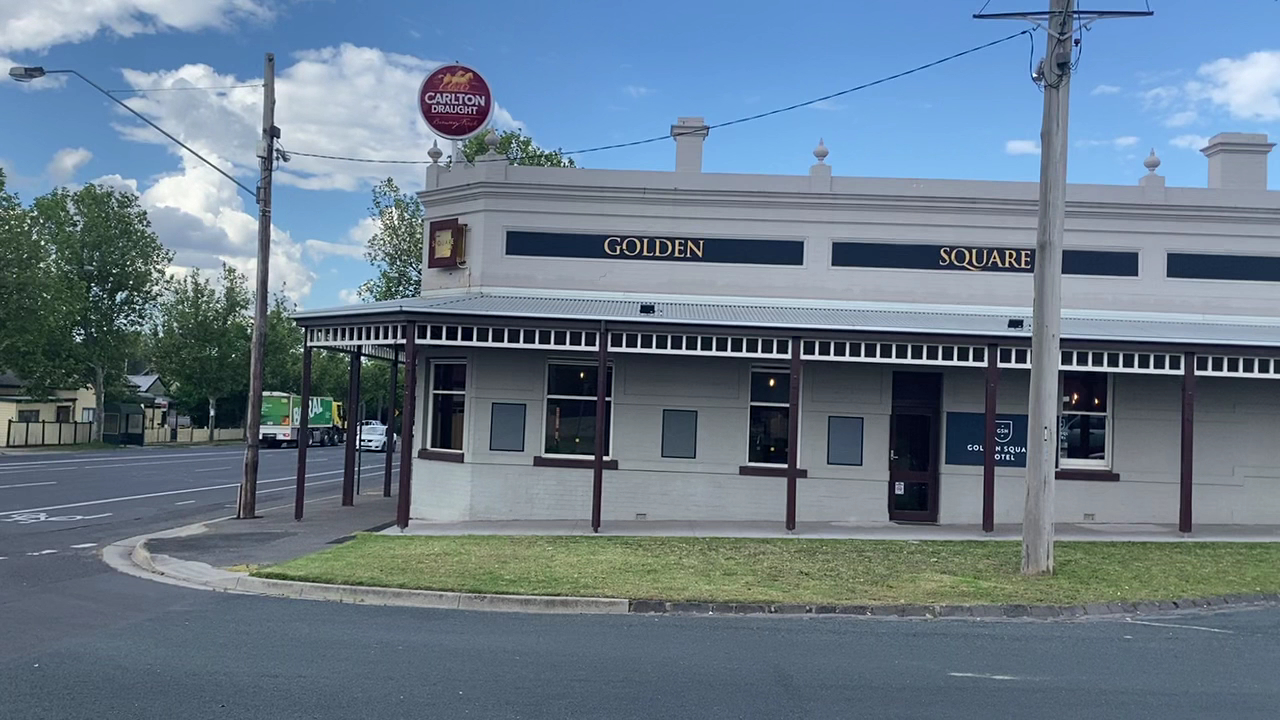Golden Square Hotel Pub in Bendigo - photo 2