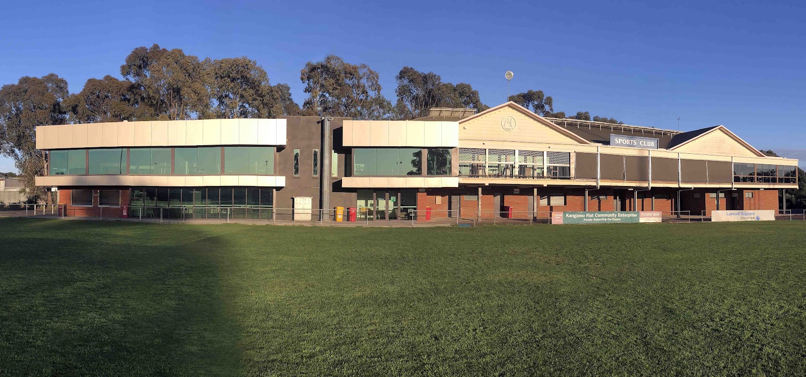 Kangaroo Flat Sports Club Club in Bendigo - photo 3