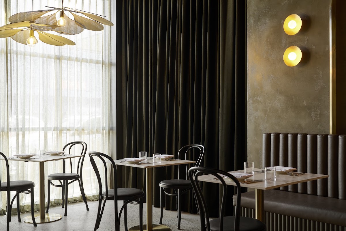 Le Foyer - Fire Led Dining and Bar - Modern Australian Restaurant in Bendigo