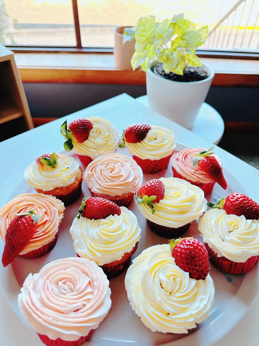 Lucky's Cake - Cake Shop in Geelong