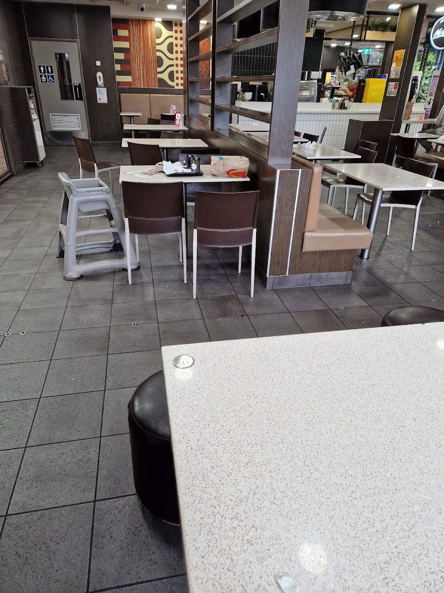 McDonald's Kangaroo Flat Fast food restaurant in Bendigo - photo 4