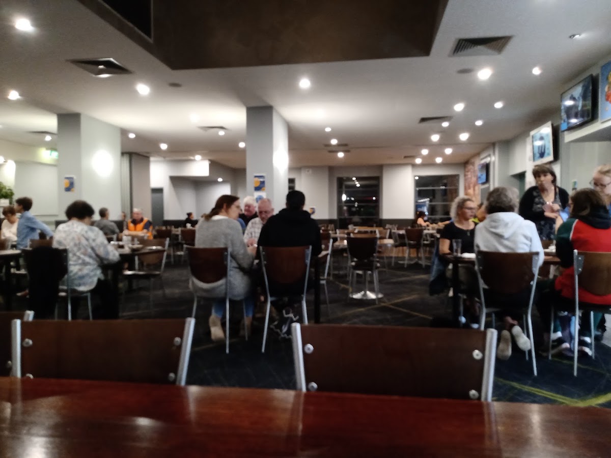 Oppy's Bistro