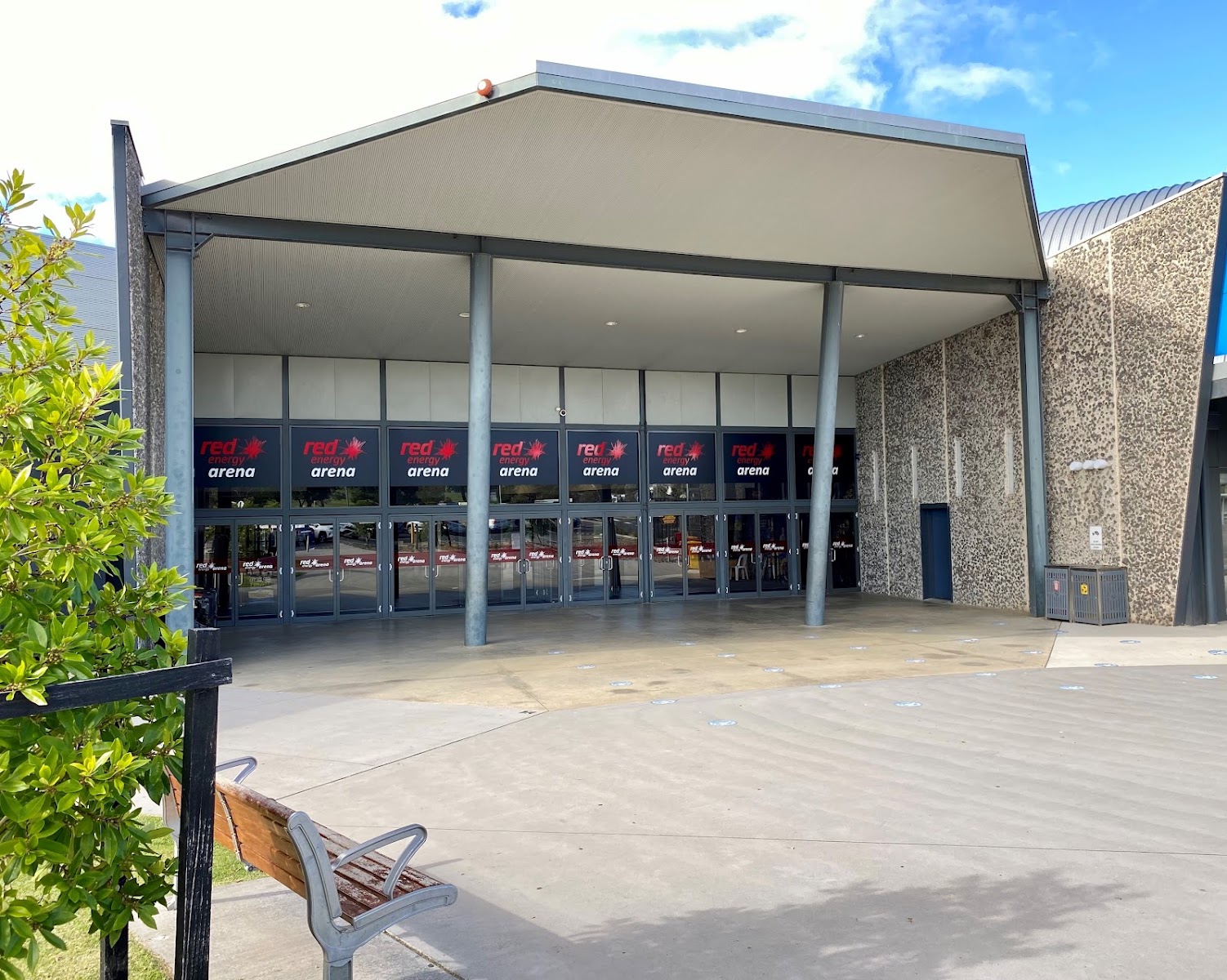 Red Energy Arena Bendigo Stadium in Bendigo - photo 4
