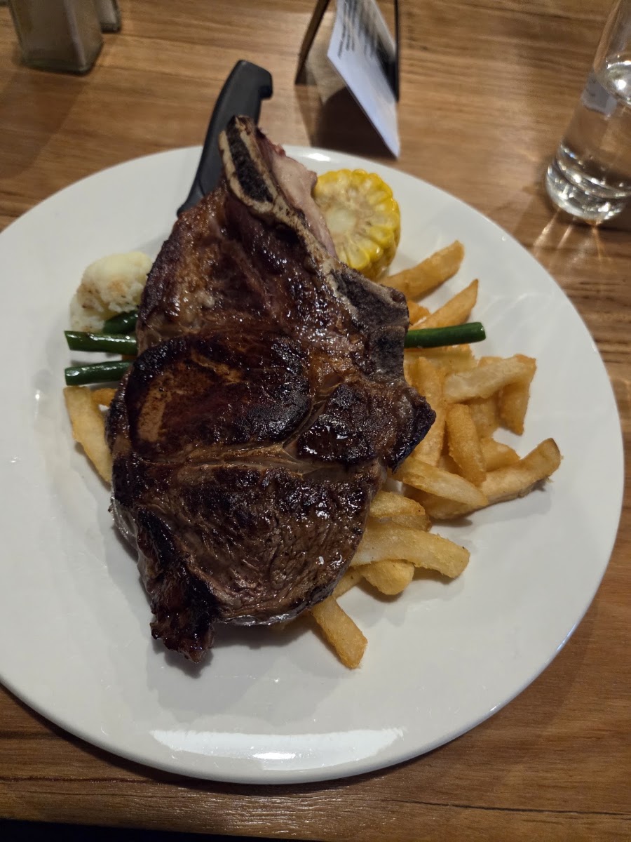 Reservoir Hotel Hotel in Bendigo - photo 3