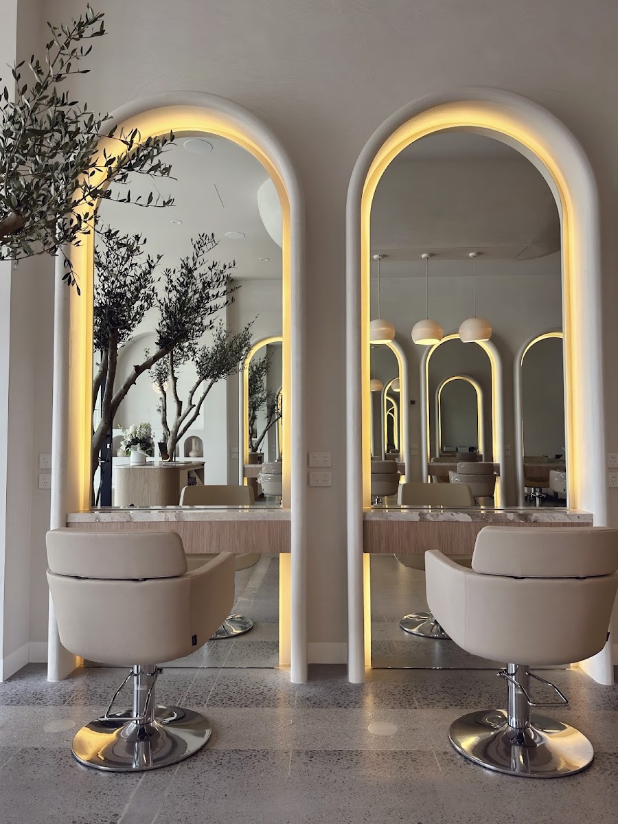 Saranya Lee Hair salon in Bendigo - photo 3