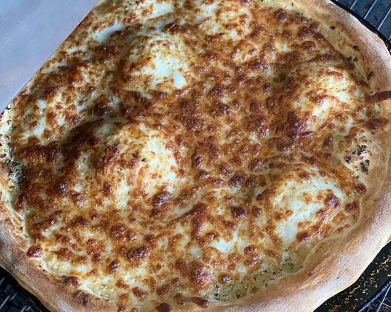 Garlic Pizza with Cheese at Shannon Pizza, Geelong