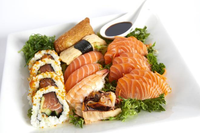 Bento Box (M) at Sushi Sushi Geelong