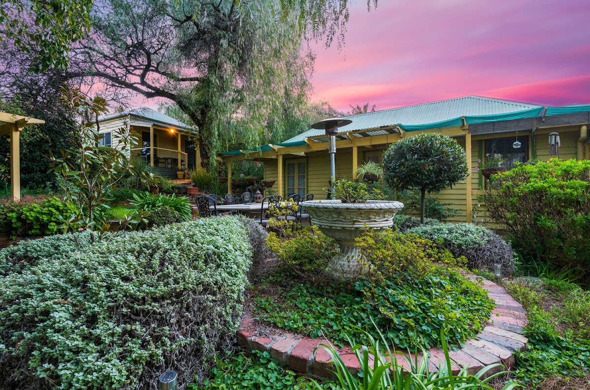 The Cottages Bendigo Bed & breakfast in Bendigo - exterior