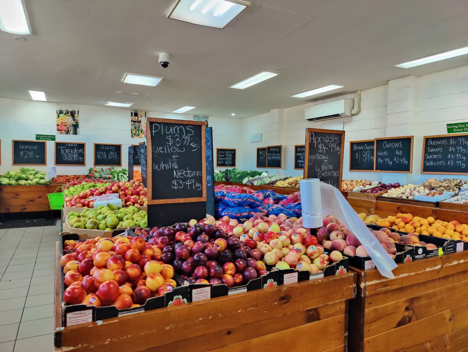 The Fruit Shack Fruit and vegetable store in Bendigo - photo 2