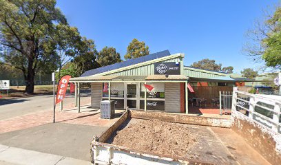 The Tip Shop Snackbar Snack bar in Bendigo - exterior