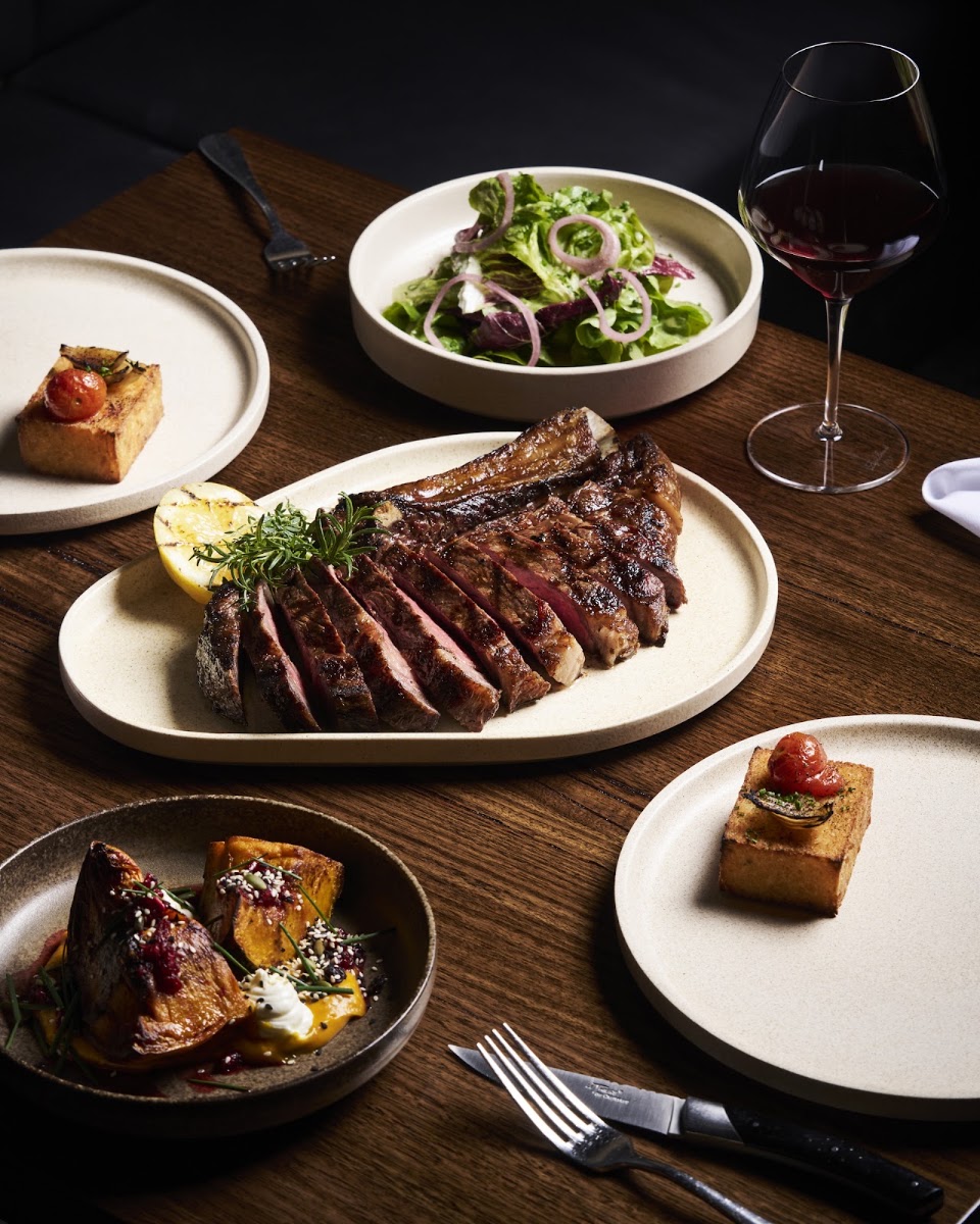 The Woodhouse Bar & Grill Restaurant in Bendigo - photo 4