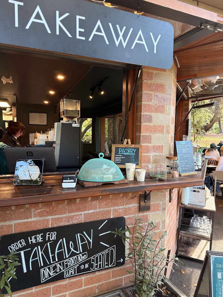 WYM | Geelong Botanic Gardens Cafe in Geelong - exterior
